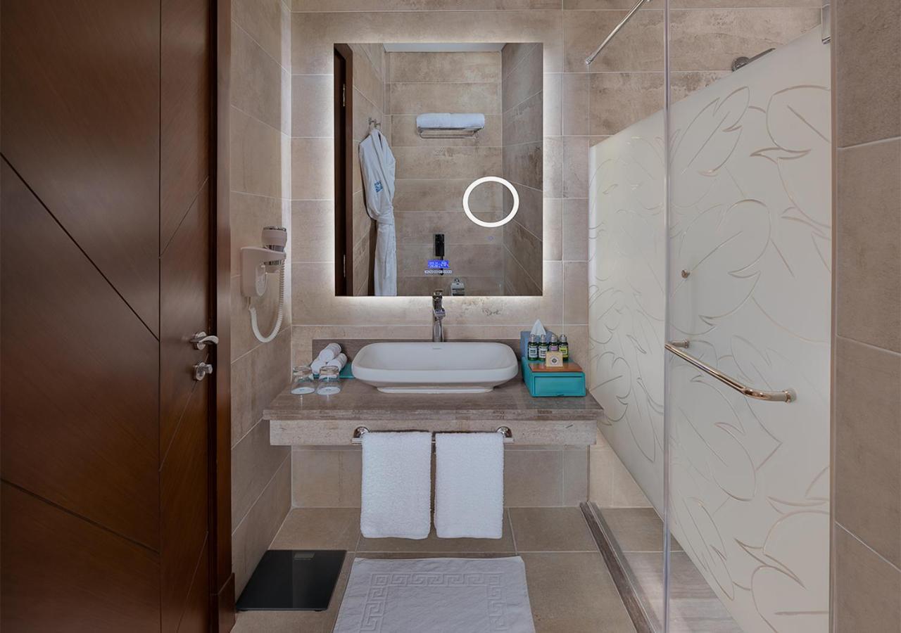 Crystal Inn Hotel - Alamein (Adults Only) El Alamein Eksteriør bilde Bathroom